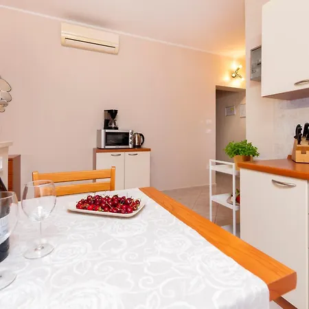 Apartments Martina Rovinj Exterior photo